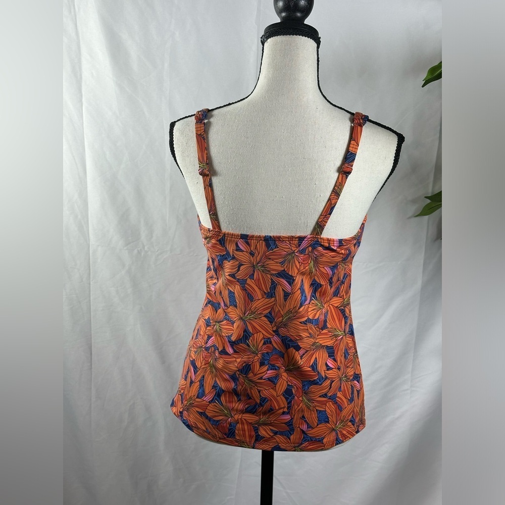 Lands' End Floral Tankini Top in Blue and 🍑 - Picture 7 of 12